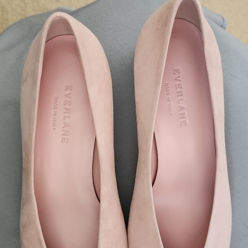Everlane Pink Suede Almond Heel - Picture 3 of 5